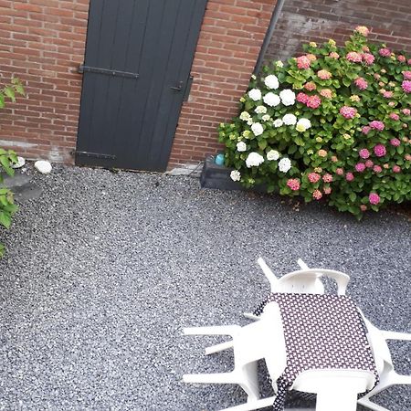 De Notenbalk Aan Zee Bed & Breakfast Vlissingen Exterior photo